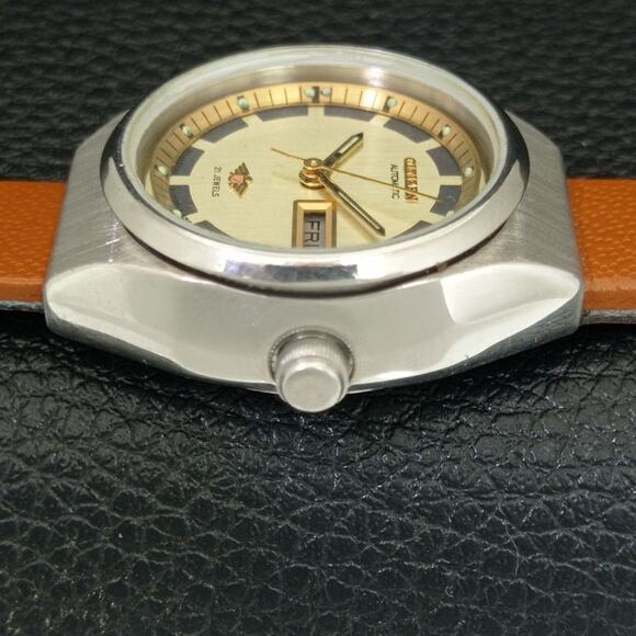 Vintage 1987 Citizen Automatic Womans Silver Watch W/daydate & Gold accents main image 9